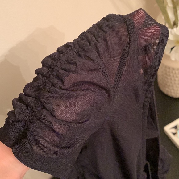 Sheer urban outfitters black ruched front tie crop - Picture 2 of 3